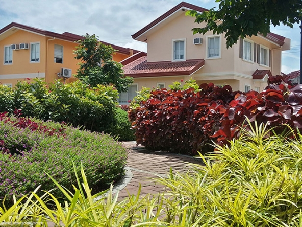 Camella Bohol houses with garden