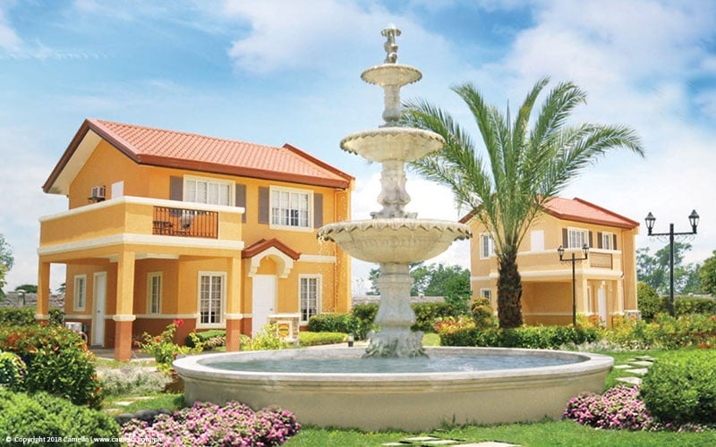 Camella Isabela fountain and house and lot with car port and balcony