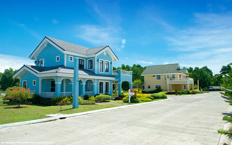 Camella Savannah beautiful house and lot units with carport and balcony