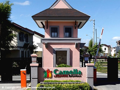 Camella Bucandala entrance