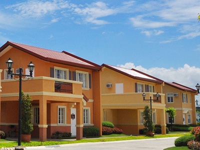 Camella Laoag house and lot with car port and balcony