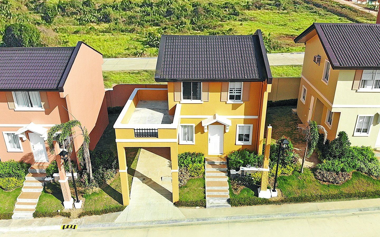 Cara house and lot with carport and balcony