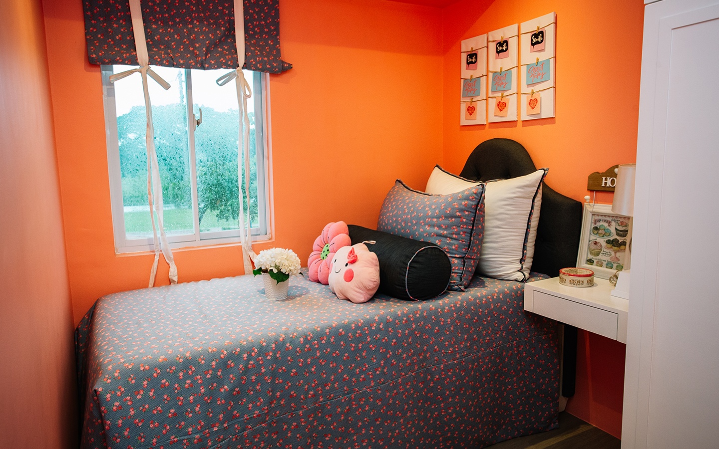 Cara home bedroom interior