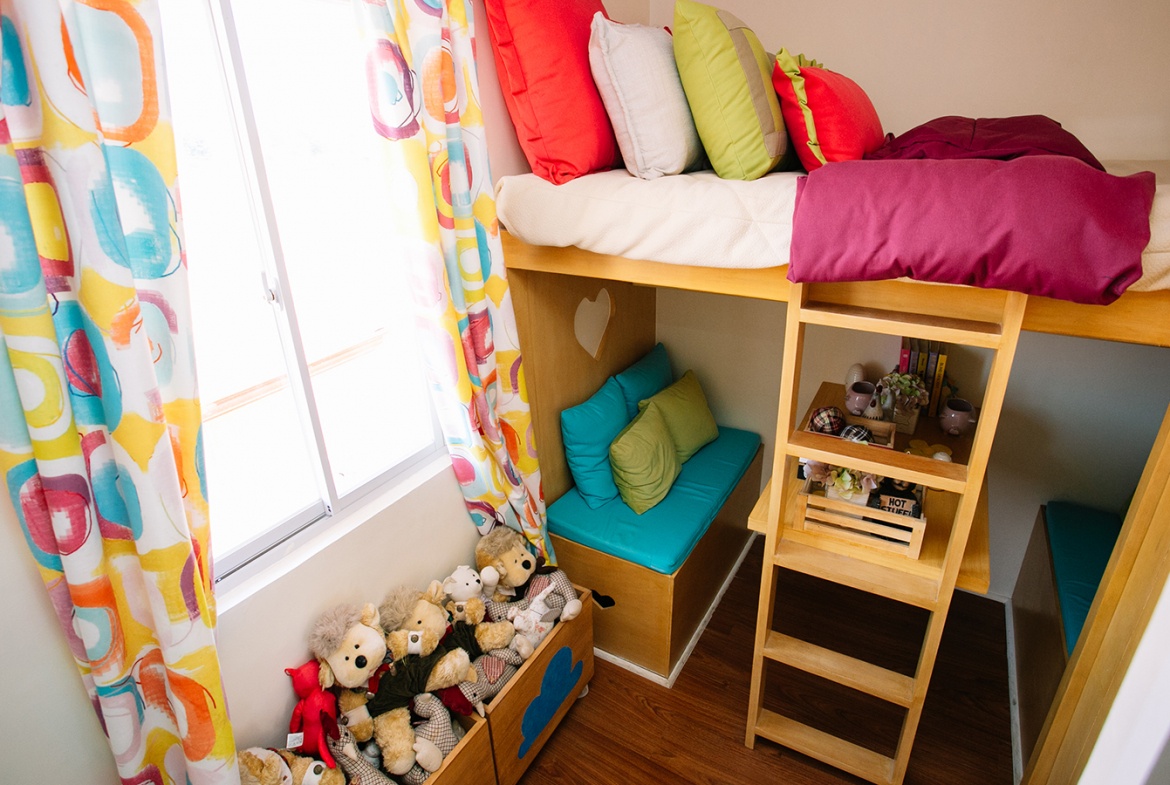 Dani kid's bedroom with bunk bed