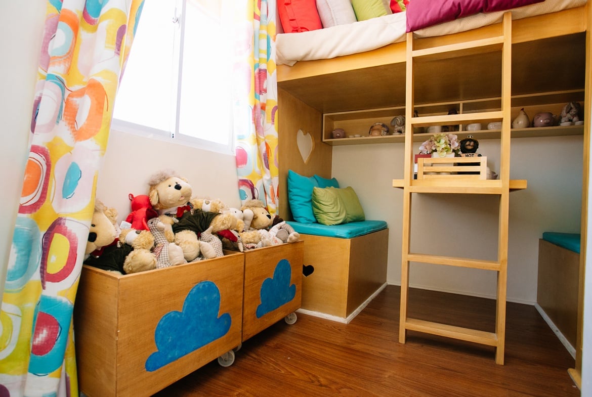 Dani kid's bedroom with bunk bed