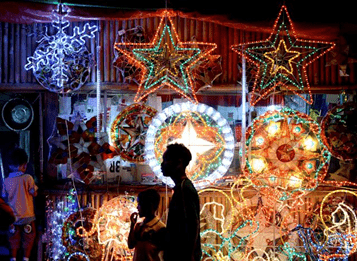 OFW struggles abroad | Leaving their family during the holidays