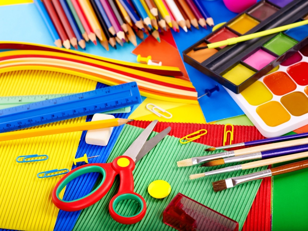 Art Materials as Christmas Gift for Kids