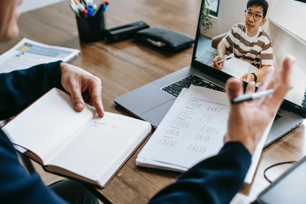 Best Side Hustles to Earn Extra on 2022