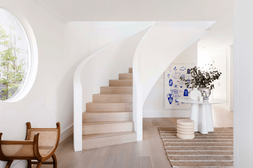 Curve interior design for entryways