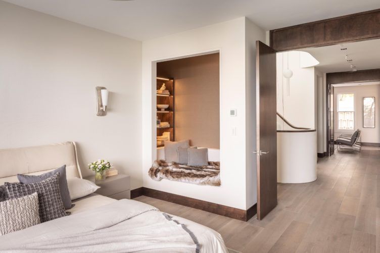 Curvy bedroom with reading nook design ideas