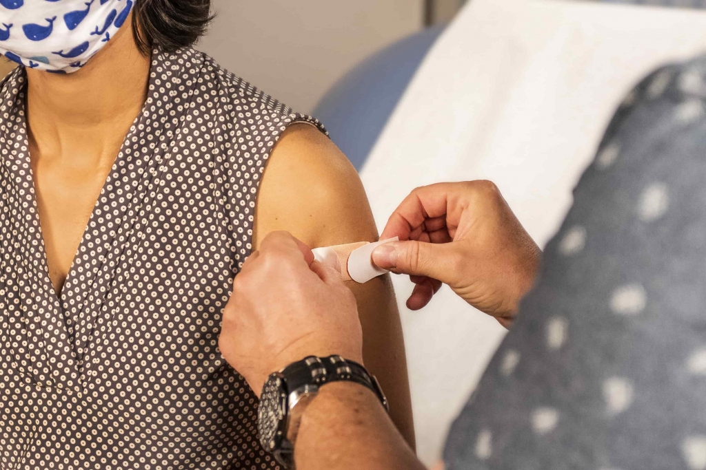 Getting vaccines versus Florona Disease
