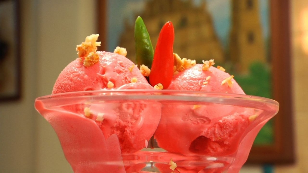 Dessert in Bicol Region: Sili Ice Cream