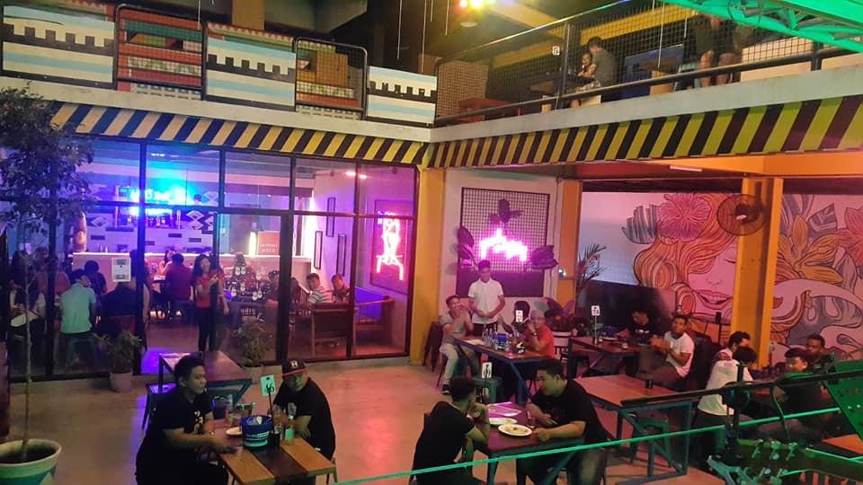 Roadway Cafe and Bar in Koronadal