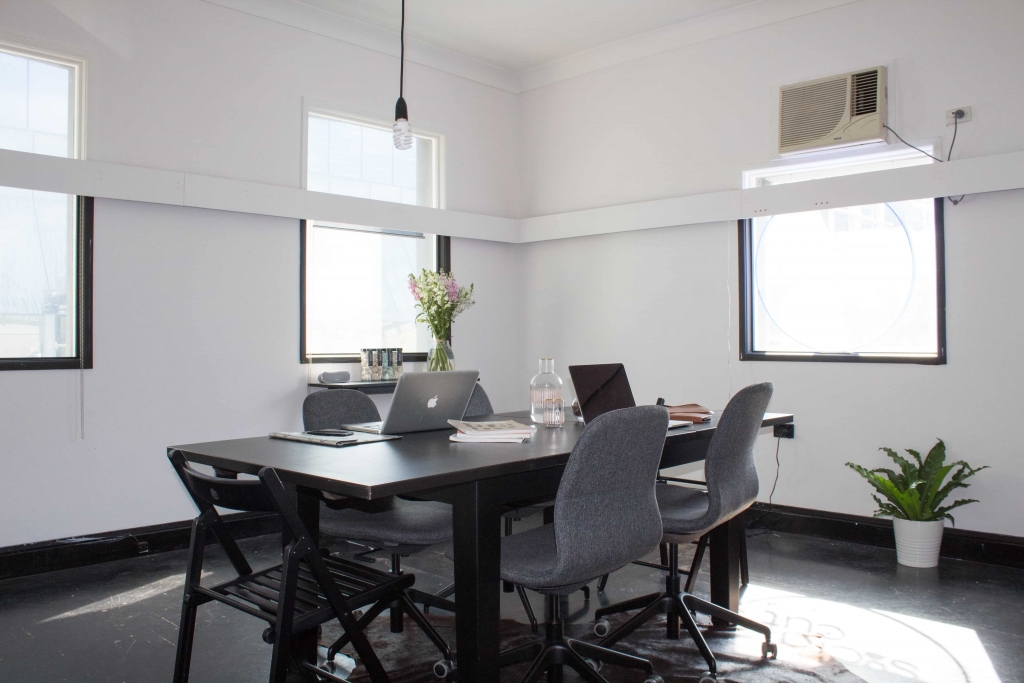 Achieve Minimalist Design for Industrial Interior