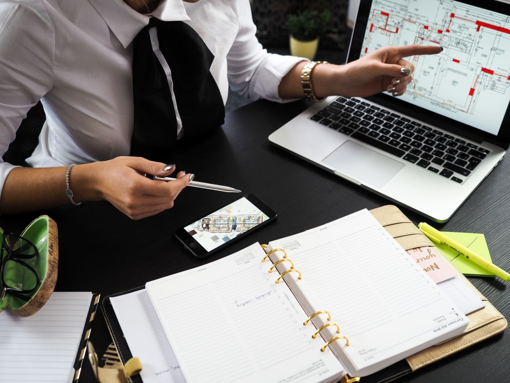 Cost Estimates from Real Estate Appraisers | Photo from Pexels