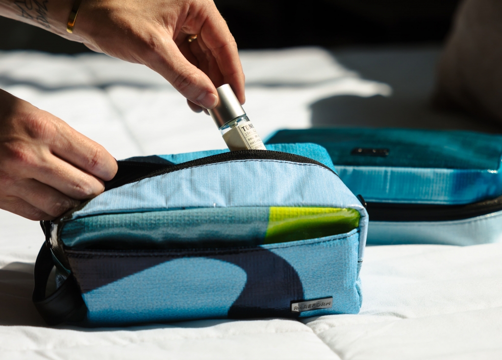 Carrying Toiletries for Light Backpackers