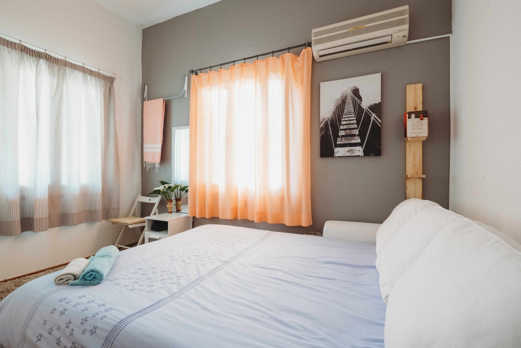 How to Check an Airbnb as a Guest