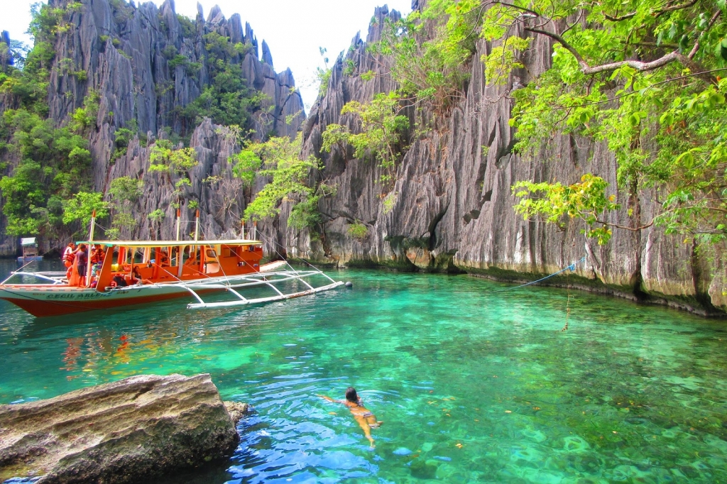 Living the Island Life in Palawan Photo from The Wandering Juan