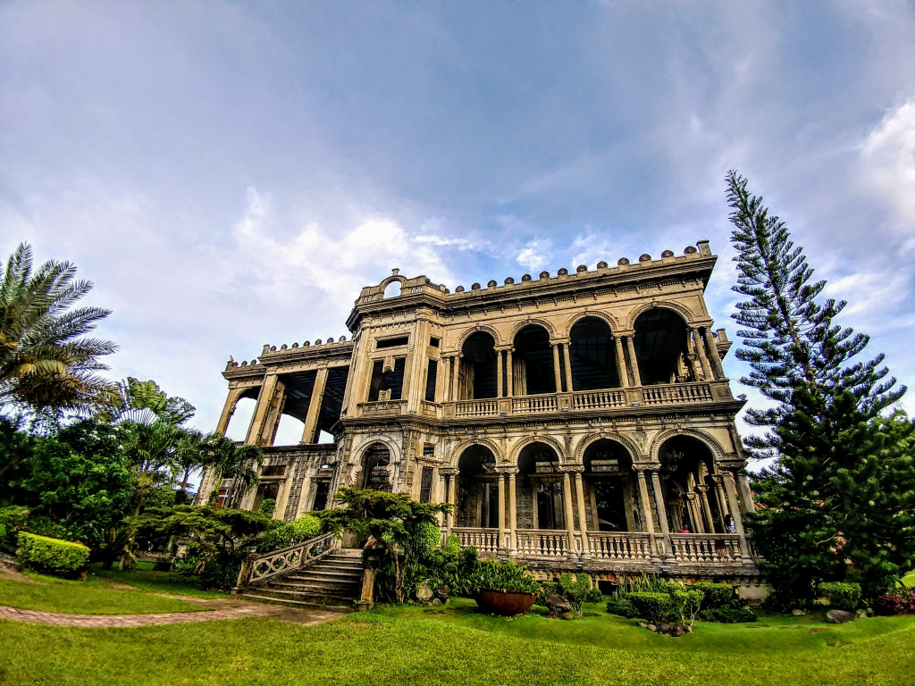 Camella properties in Bacolod near tourist spots