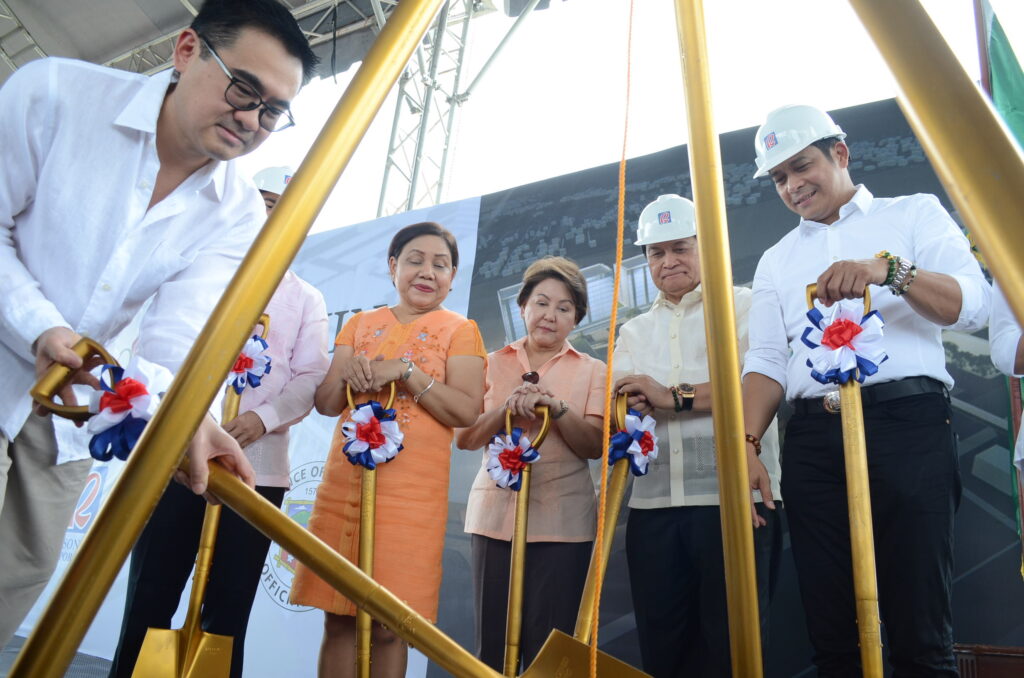 Bulacan Cyberpark and Business District Groundbreaking Ceremony Photo by Province of Bulacan