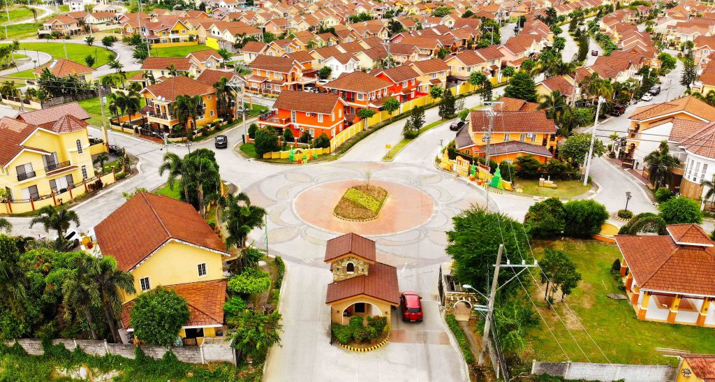 Benefits of Living in a Gated Community