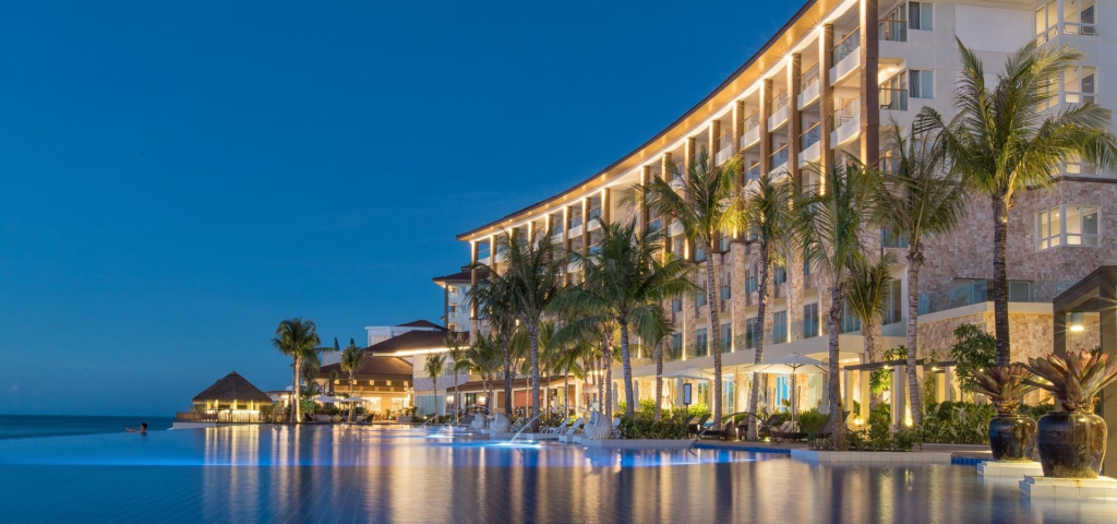 Consider Dusit Thani Mactan Cebu Resort
