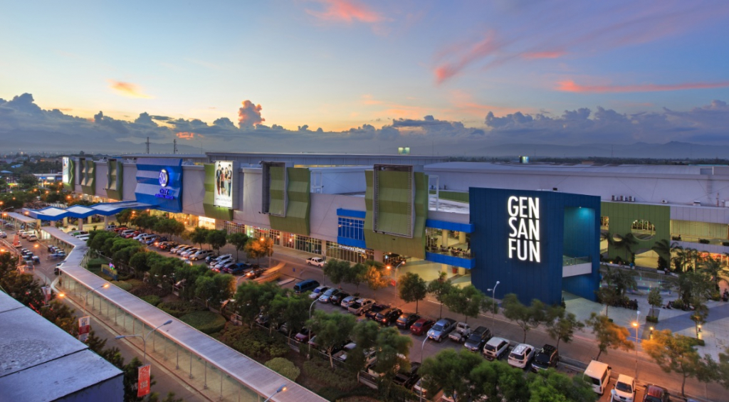 SM City General Santos Photo by JSLA Architects