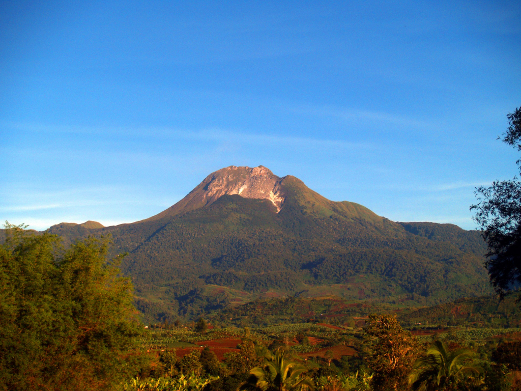 The Famous Mount Apo | Photo from the website davaodelsur.gov.ph