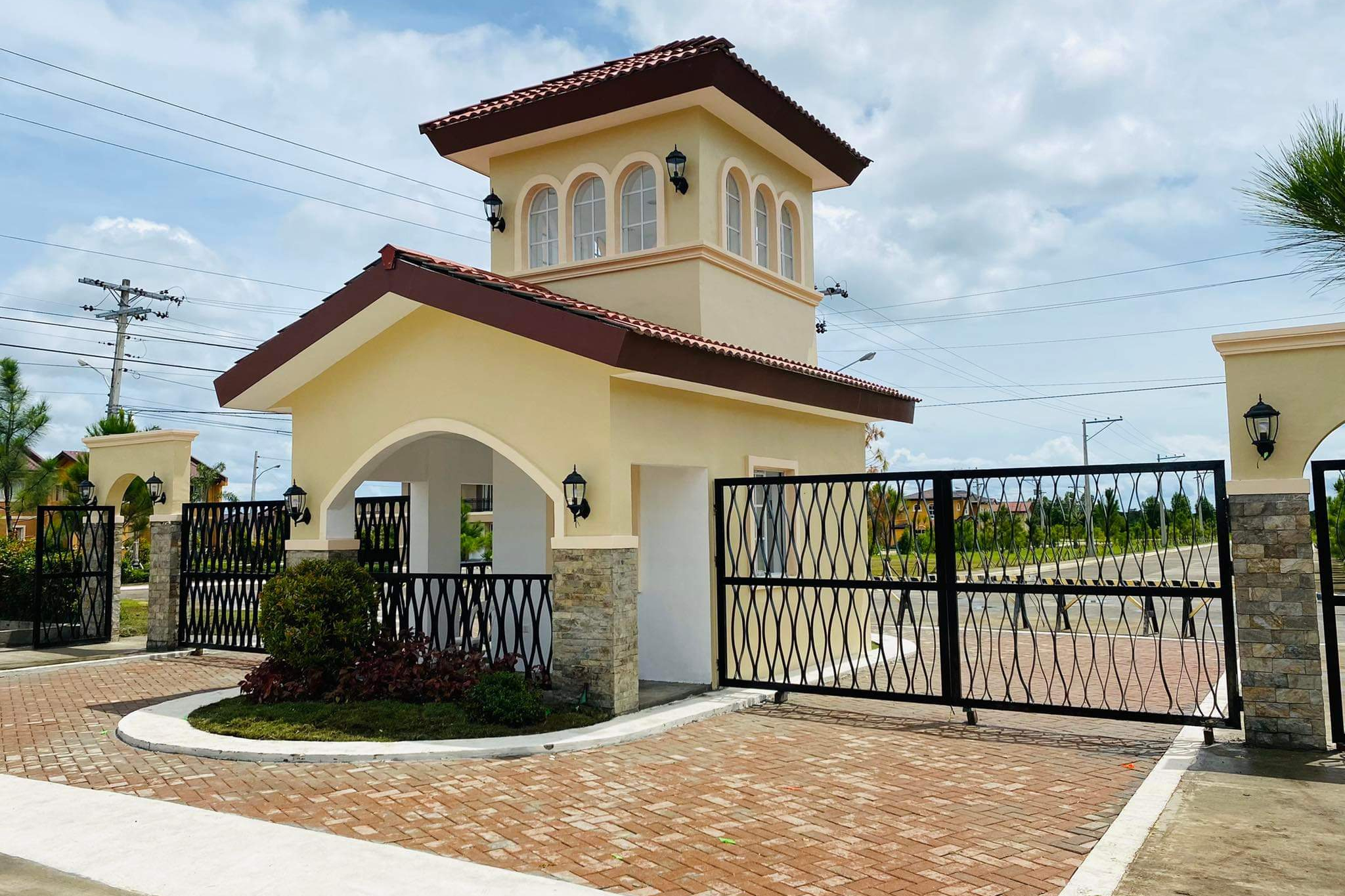Entrance of Camella Bacolod