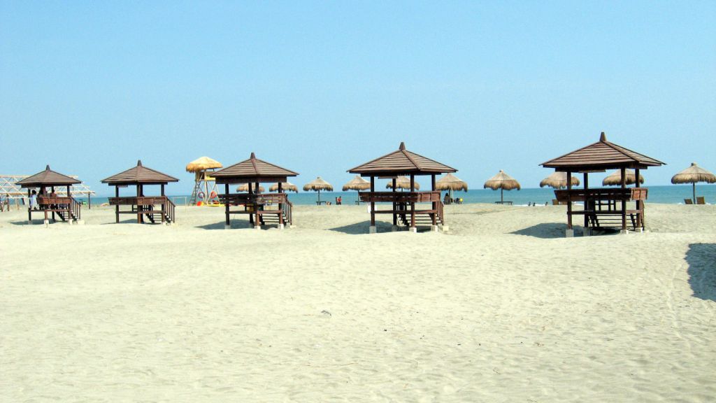 Lingayen Beach in Pangasinan