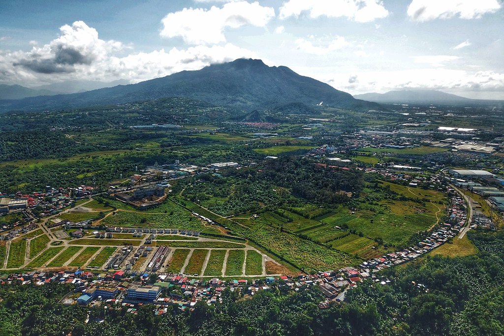 Calamba Laguna with view of Mount Makiling Photo from Worldwide Elevation Map Finder