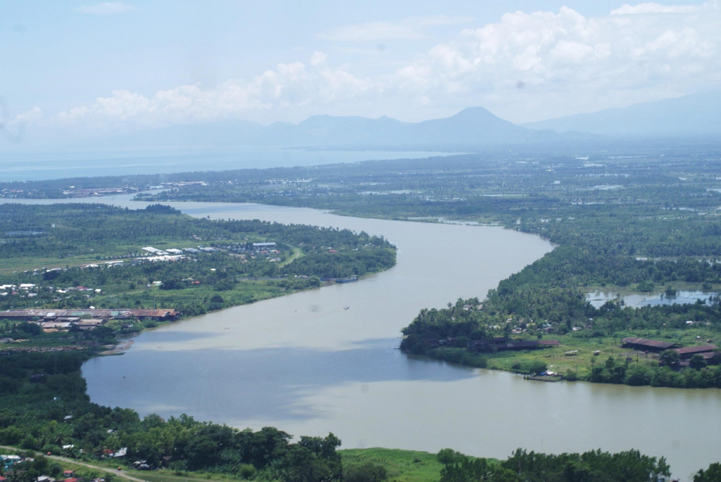 Cruising Agusan River Photo from MindaWow