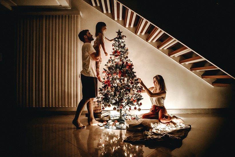 Where to Buy Christmas gifts and decors online | Photo from Unsplash