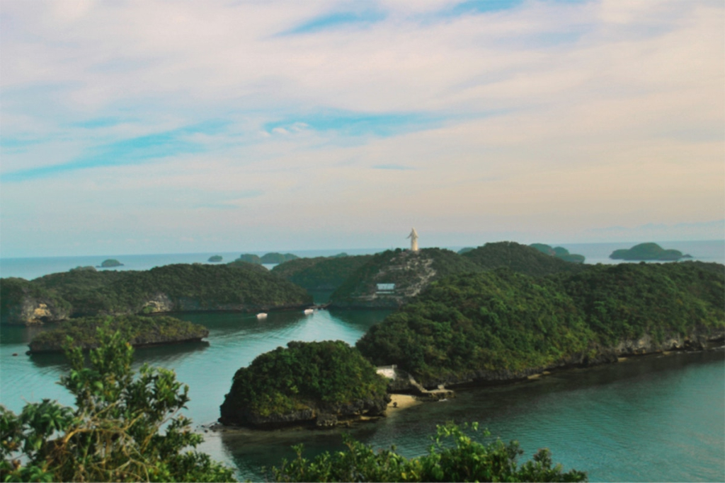 Hundred Islands National Park | Photo by jules a. on Unsplash | Island National Park