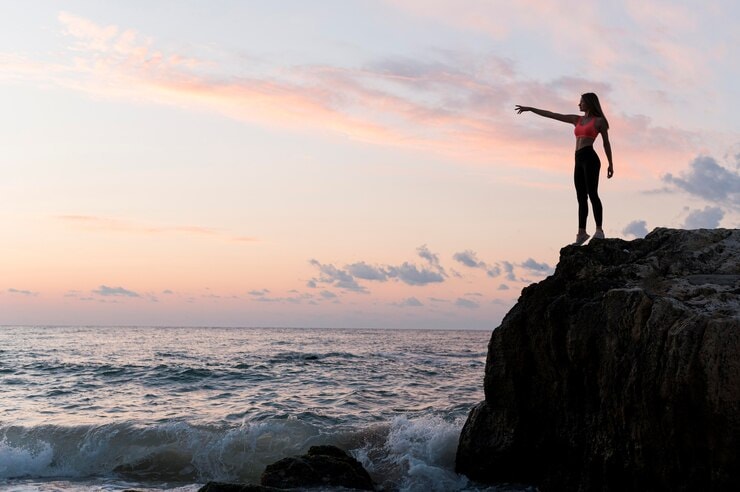 personal growth strategies | Source: https://img.freepik.com/free-photo/side-view-woman-sportswear-standing-coast-with-copy-space_23-2148698951.jpg?t=st=1738028763~exp=1738032363~hmac=1abb4ba46b178b45a728d4c7f4b44230d7fcbe9766545fd65667d9af0d9c2e79&w=740