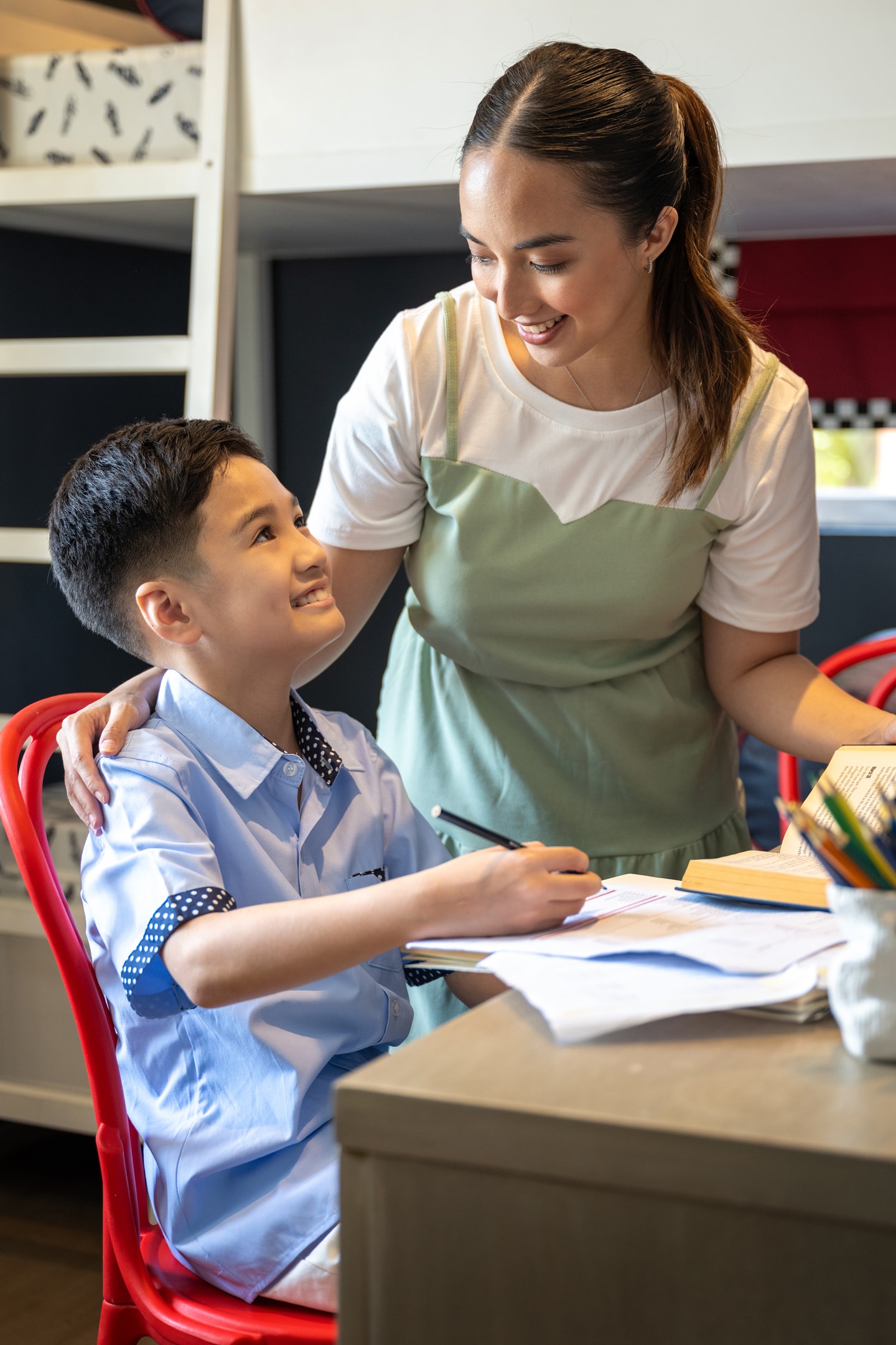Creating a positive back-to-school environment at home lead students to success in school