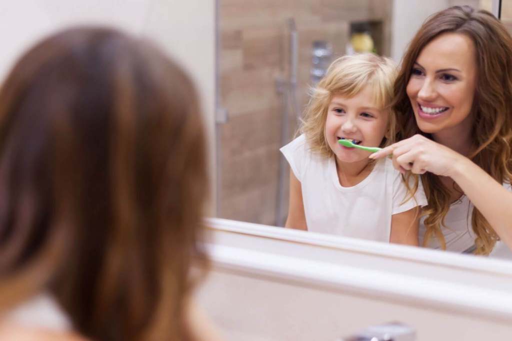 Teaching kids good oral hygiene 