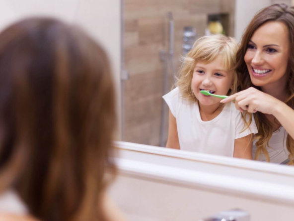 Teaching kids good oral hygiene