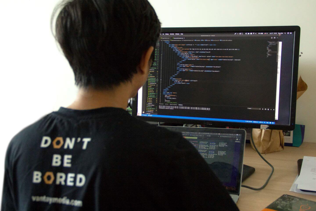 Online courses can help build digital literacy