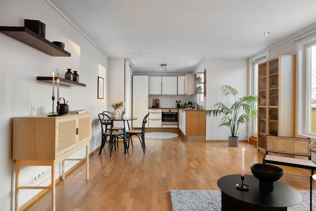 How clutter-free home decor and style can make a big difference in your daily life. 